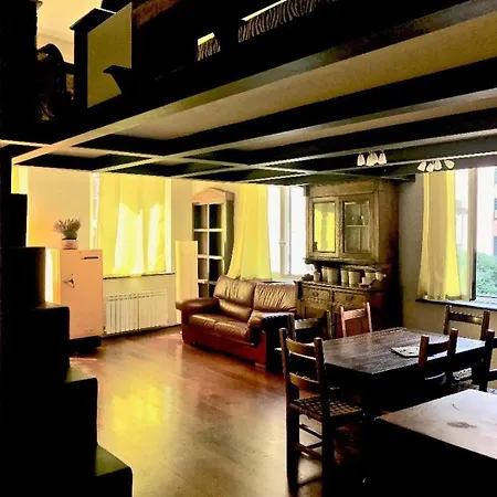 Lovingenoa Prione Apartment