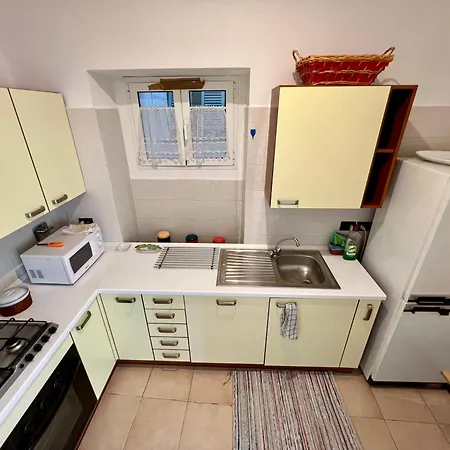 Apartamento Lovingenoa Prione